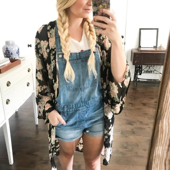 Honey Punch Tops - Honey Punch Black Floral Sheer Kimono